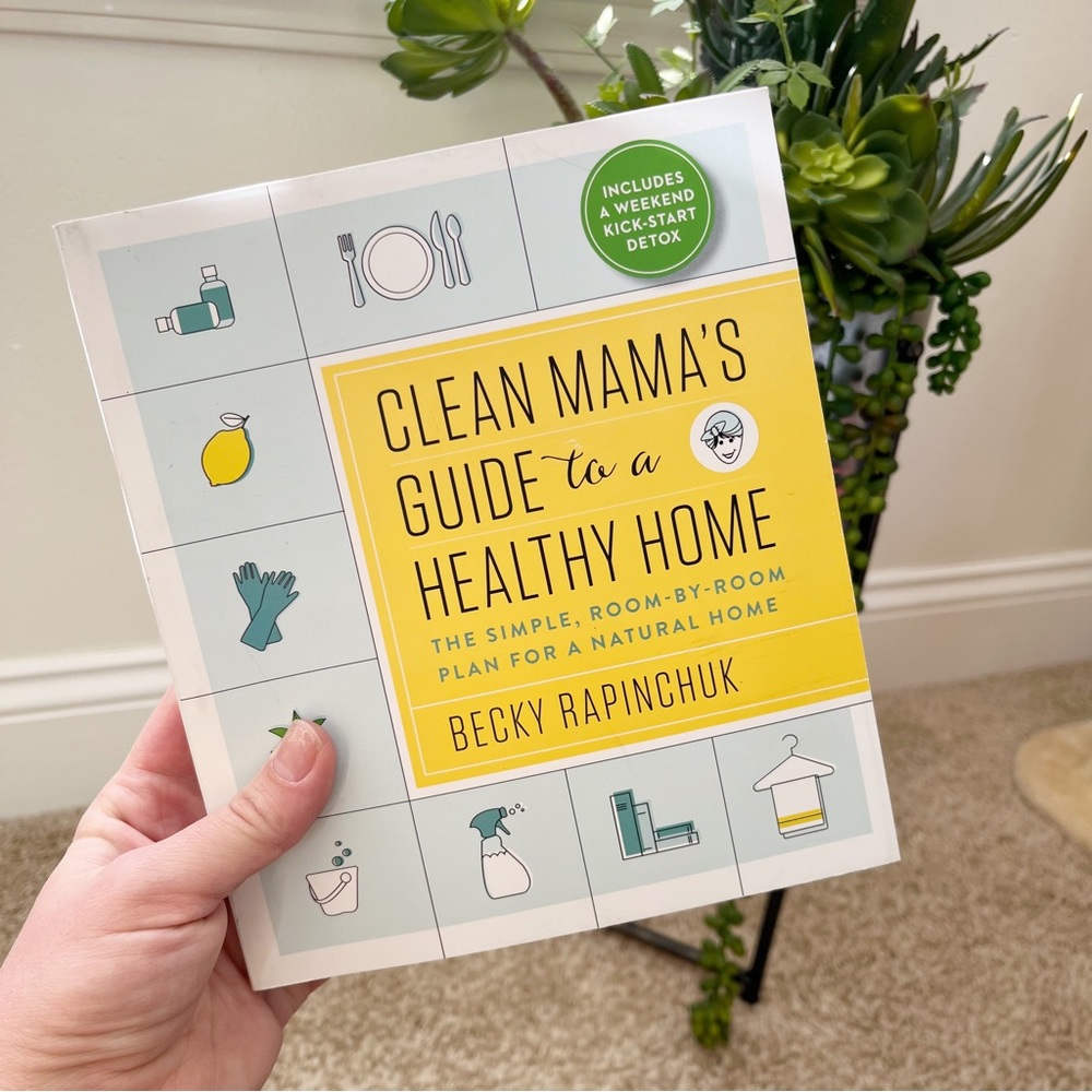 ⭐️ NEW ⭐️ Clean Mama’s Guide to a Healthy Home paperback book